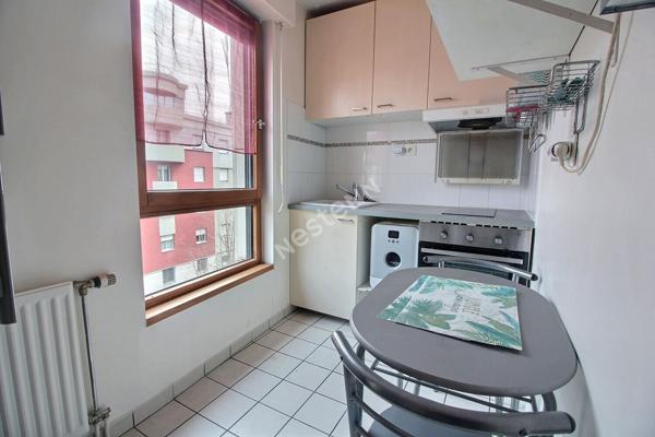 Appartement Suresnes 2 pièce(s) 37 m2