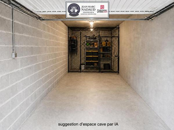 SAINT-RAPHAËL Ilôt Marine - GRAND GARAGE 19,5 M² env. - ELECTRIFIE- FACILE D'ACCÈS
