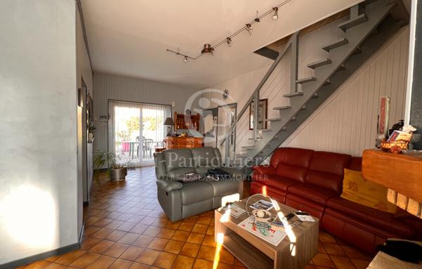 Meyrieu les Etangs belle maison 7 pièces 168 m2