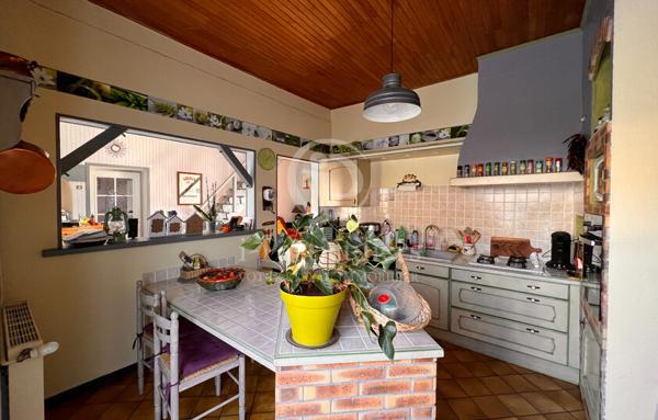 Meyrieu les Etangs belle maison 7 pièces 168 m2