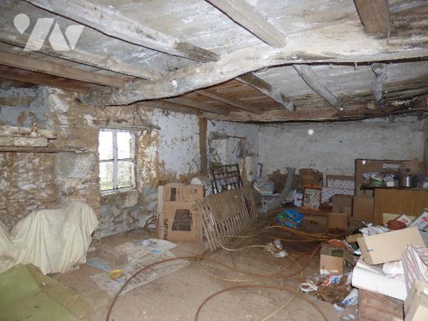 MAISON DE CAMPAGNE A RÉNOVER - CERIZAY