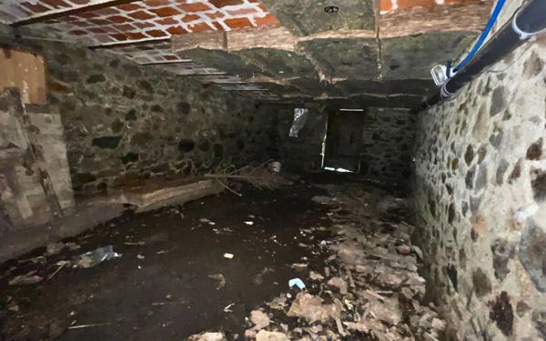 Maison à vendre    5 pièces • 126 m2 Saint-Sulpice-Laurière