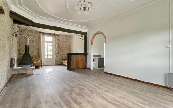 Maison à vendre    5 pièces • 126 m2 Saint-Sulpice-Laurière