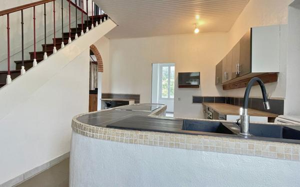 Maison à vendre    5 pièces • 126 m2 Saint-Sulpice-Laurière