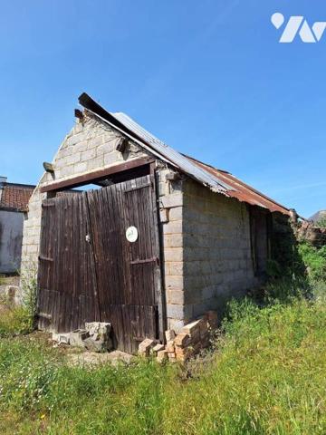CENTRE BOURG - MAISON D'HABITATION A RENOVER