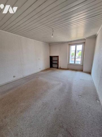 CENTRE BOURG - MAISON D'HABITATION A RENOVER