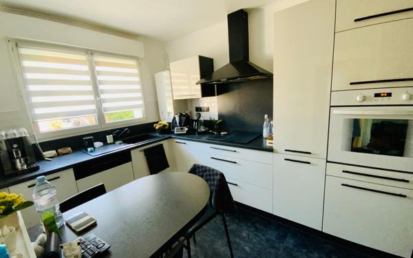 Maison à vendre    6 pièces • 121,92 m2 Toulouse