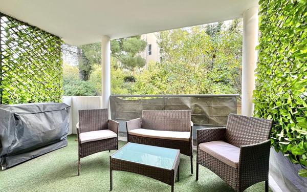 Appartement à vendre    3 pièces • 62,50 m2 Marseille 10