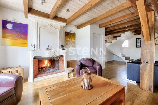 Belle Propriété à Dompierre-sur-Mer - 10 pièces, 304 m²