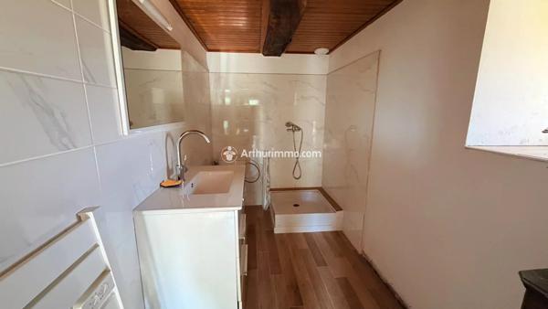 Vente Maison 2 pièces 53 m2 à Saint-Laurent-de-Lévézou