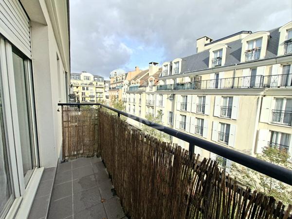 Beau 2 pièces rénové avec balcon, cave et parking ? Saint-Maurice aux portes de Paris