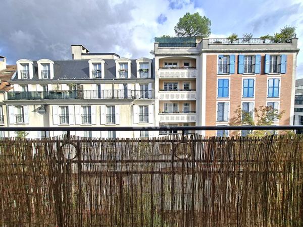 Beau 2 pièces rénové avec balcon, cave et parking ? Saint-Maurice aux portes de Paris