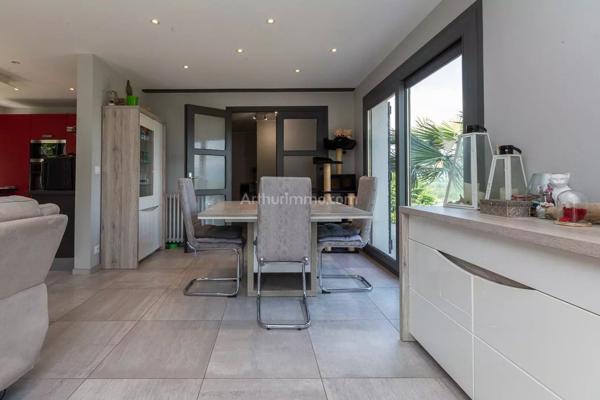 Vente Maison 5 pièces 135 m2 à Les Avenières Veyrins-Thuellin