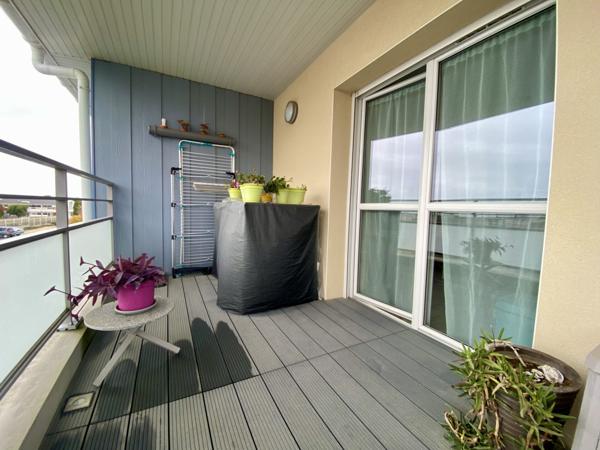 A QUELQUES PAS DES COMMODITES – TYPE 3 AVEC TERRASSE ET STATIONNEMENTS