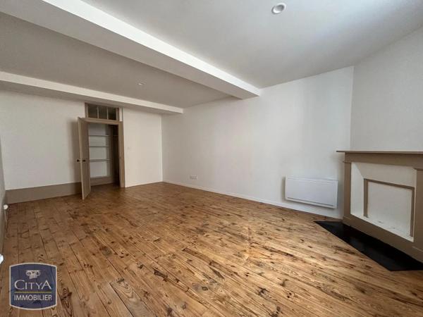 Maison à louer 4 pièces 119.23m² Maringues (63350)