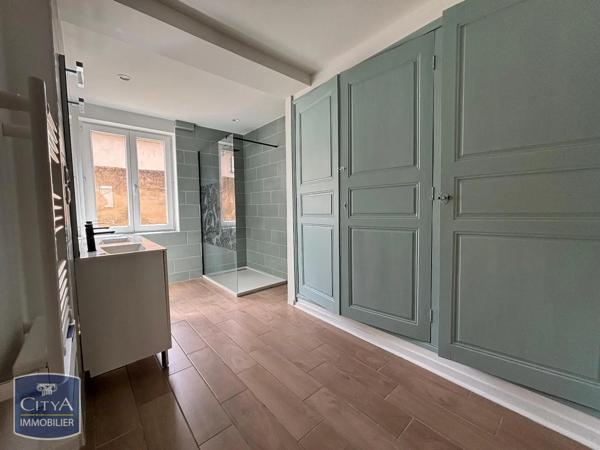 Maison à louer 4 pièces 119.23m² Maringues (63350)