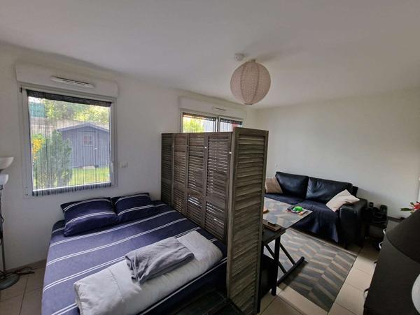 Charmant studio avec jardin privatif et parking sécurisé ? Proche La Rochelle