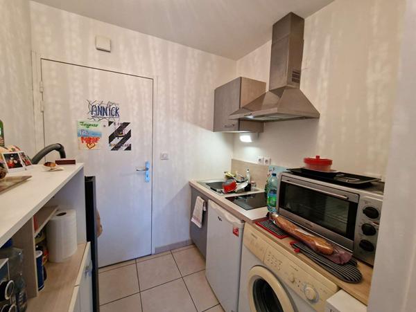 Charmant studio avec jardin privatif et parking sécurisé ? Proche La Rochelle