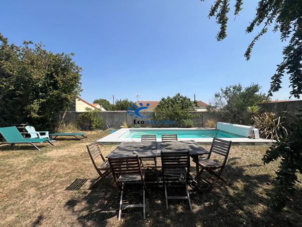 DOMPIERRE SUR MER MAISON PLAIN PIED 138 M² GARAGE PISCINE JARDIN Dompierre sur mer DOMPIERRE SUR MER MAISON PLAIN PIED 138 M² GARAGE PISCINE JARDIN Dompierre sur mer