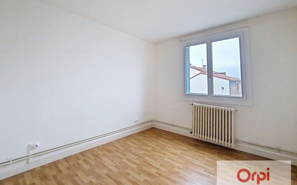 Appartement à louer    3 pièces • 62,39 m2 Montluçon