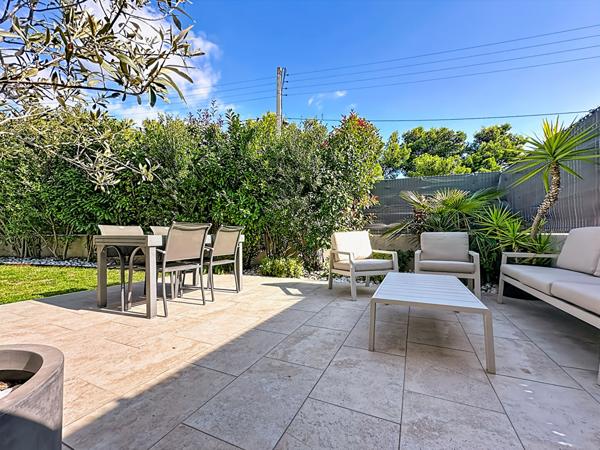 Maison moderne avec jardin à vendre à Marseille  - La Batarelle basse