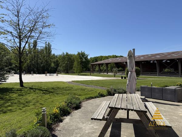 Domaine équestre haut de gamme – 35 boxes – Mauchamps (91730)