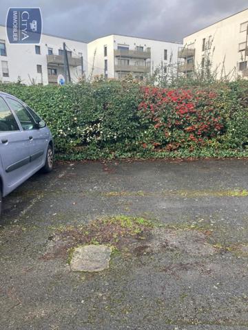 Location parking Angers (49)