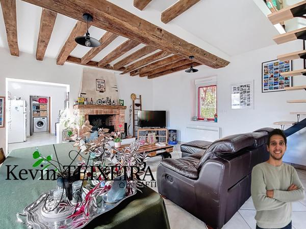 Maison rénovée proche centre bourg avec grand terrain