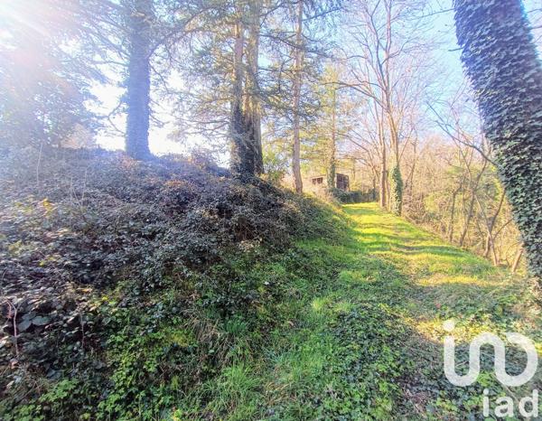 Land for sale 1 769 m² Châteauneuf