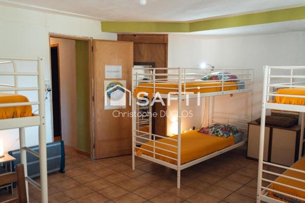 Bar-restaurant avec gîtes au coeur des massifs de Haute Provence