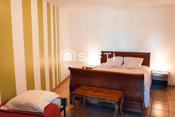 Bar-restaurant avec gîtes au coeur des massifs de Haute Provence