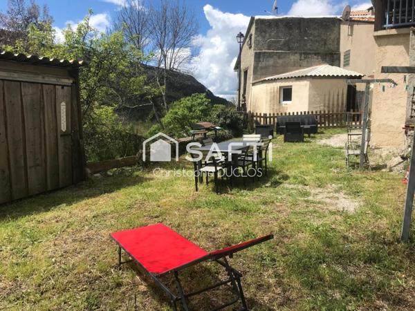 Bar-restaurant avec gîtes au coeur des massifs de Haute Provence