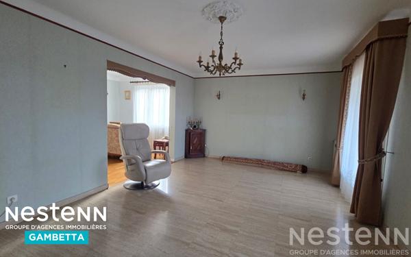 Vente Maison à Leojac, de type 4 avec garage en sous sol et jardin