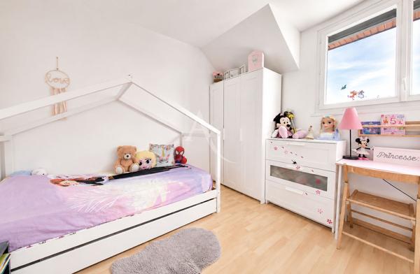 Maison Roissy En Brie 5 pièce(s) 91.5 m2