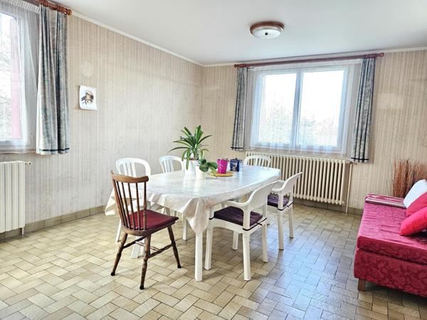 Maison à THOUARS, 79100 - 9 pièces 187m²