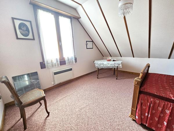 Maison à THOUARS, 79100 - 9 pièces 187m²