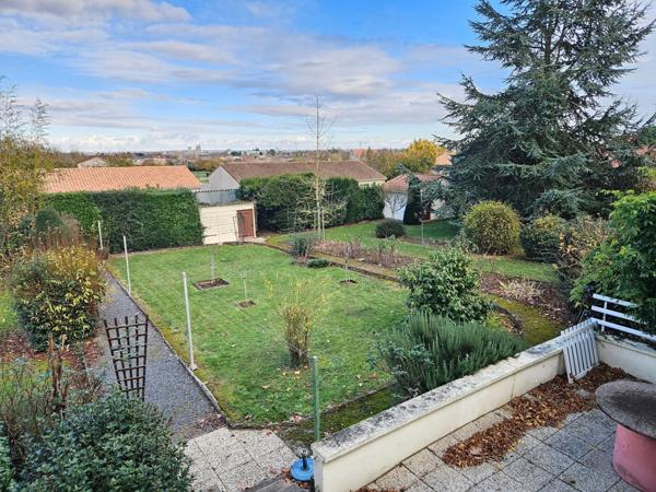 Maison à THOUARS, 79100 - 9 pièces 187m²