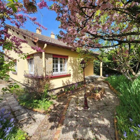Maison à vendre à La-Ferté-Bernard dans la Sarthe (72400), ref : 72085-2240