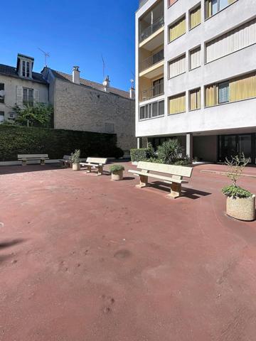 APPARTEMENT T2 - ARCUEIL - PROCHE RER B LAPLACE
