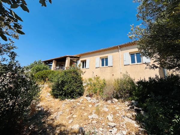 Saint-Saturnin-lès-Apt (84490) Rare à la vente ! Vue à 180° au calme absolu !