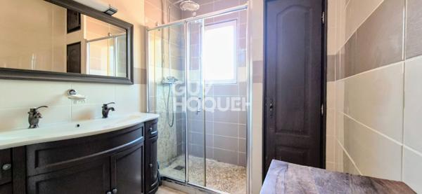 Luynes (13080), Maison de 130 m2 de plain pied avec studio 24 m2, terrain de 536 m2 avec piscine