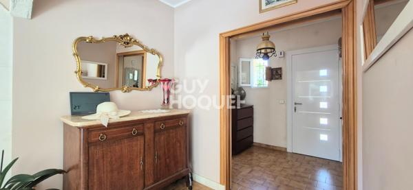 Luynes (13080), Maison de 130 m2 de plain pied avec studio 24 m2, terrain de 536 m2 avec piscine