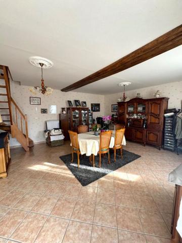 Fermette Noyen Sur Sarthe 108m2