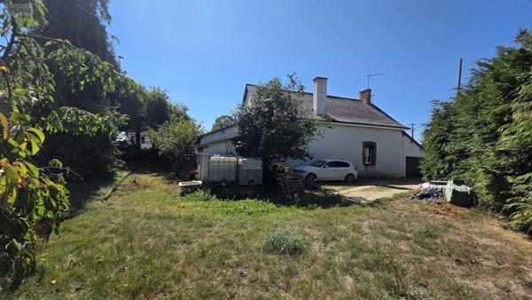 Maison à vendre à Noyal-sur-Vilaine en Ille-et-Vilaine (35530), ref : 019/5445 MCB   
centre bourg