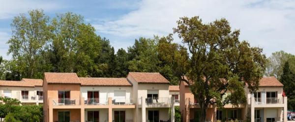 A VENDRE POUR INVEST LOCATIF RESIDENCE DE TOURISME: Appartement studio de 23.80 m2 situé à Grimaud