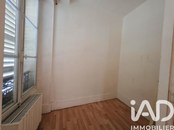 Immeuble à vendre 200 m² Gallardon