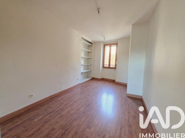 Immeuble à vendre 200 m² Gallardon