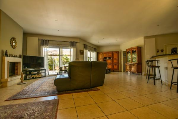 Plain-pied avec 4 chambres