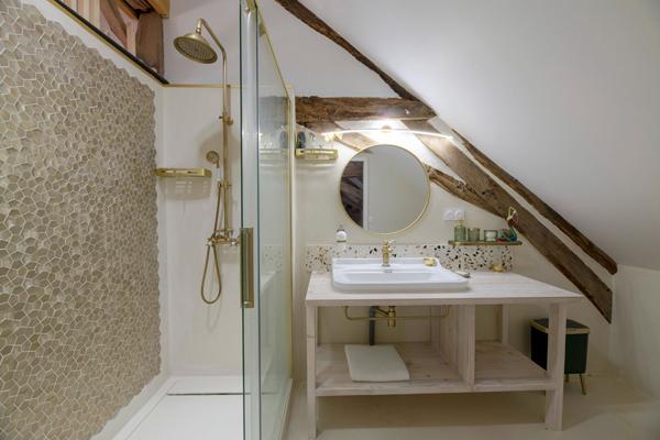 À VENDRE Longère de charme rénovée 6 chambres, dépendances et grand terrain Pire-sur-Seiche (35)