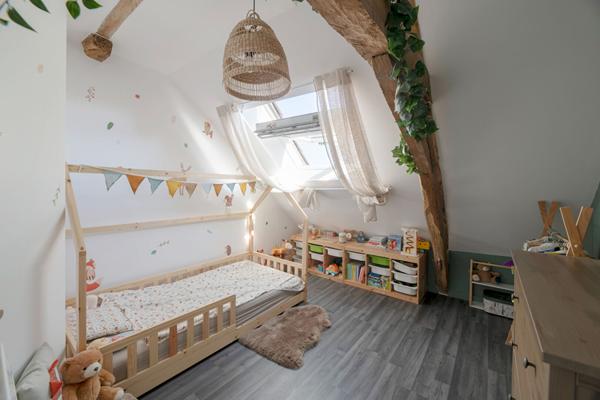 À VENDRE Longère de charme rénovée 6 chambres, dépendances et grand terrain Pire-sur-Seiche (35)